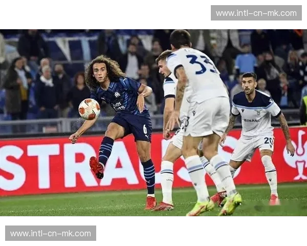 雷恩终结巴黎七连胜,中小球队如何颠覆法甲传统秩序? 雷恩终结巴黎七连胜,中小球队如何颠覆法甲传统秩序?